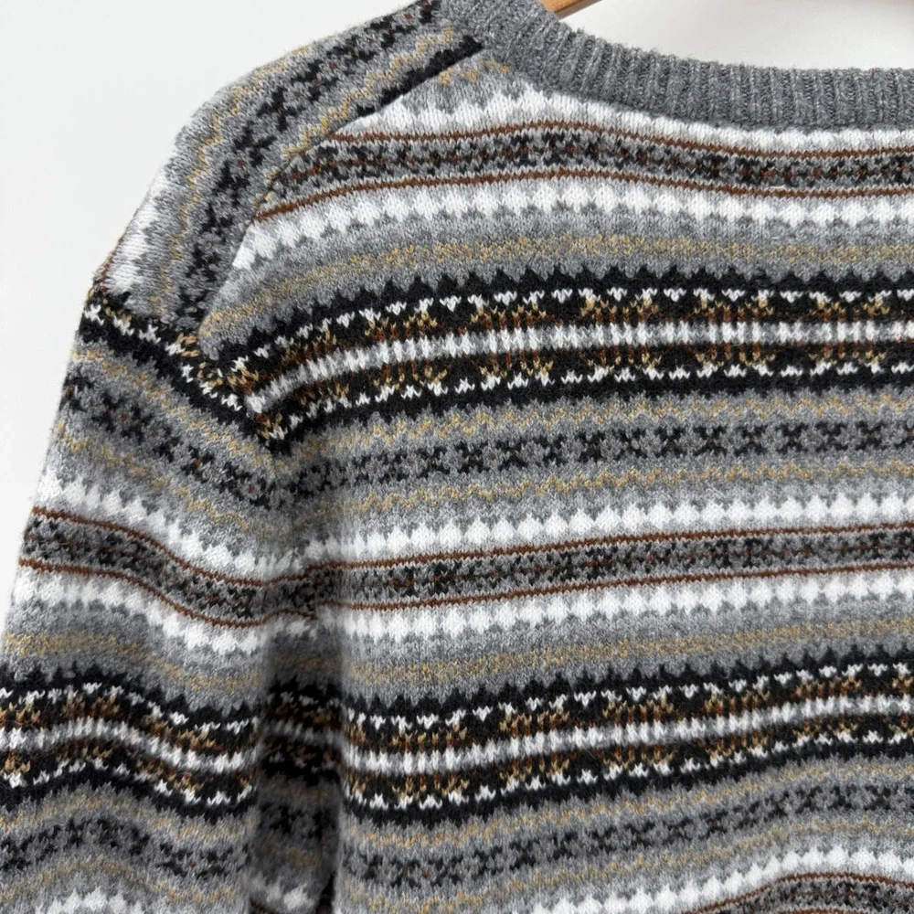 Free Assembly Mens Fair Isle Striped Crewneck Sweater Grey Black Medum cozy